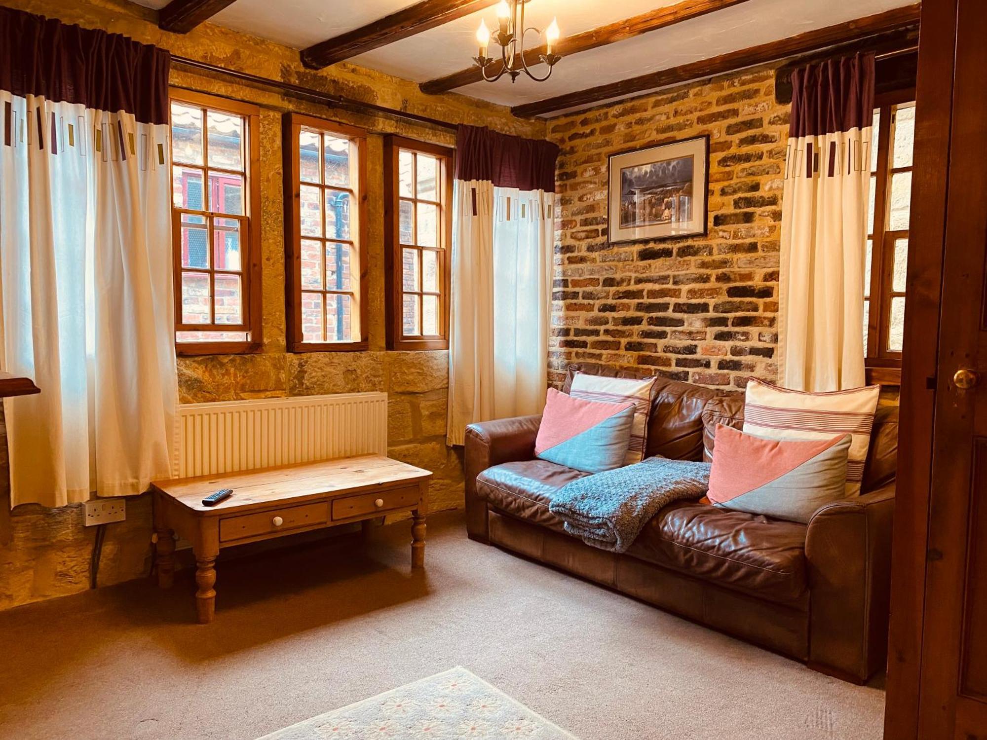 Sanders Yard 3* Whitby